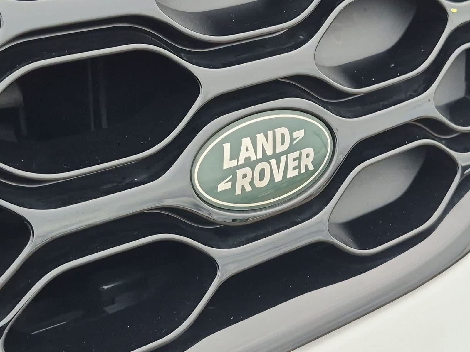 Certified 2025 Land Rover Discovery Dynamic SE AWD/4WD image 11