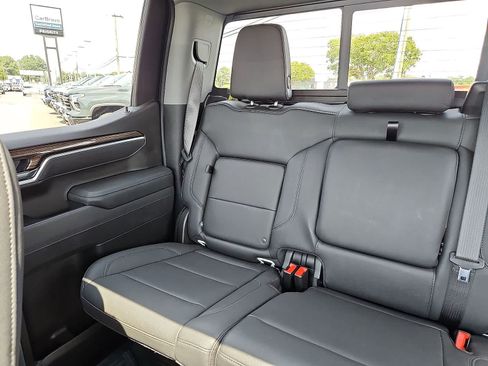 Used 2026 Chevrolet Silverado 1500 RST w/ All Star Edition Plus AWD/4WD image 13
