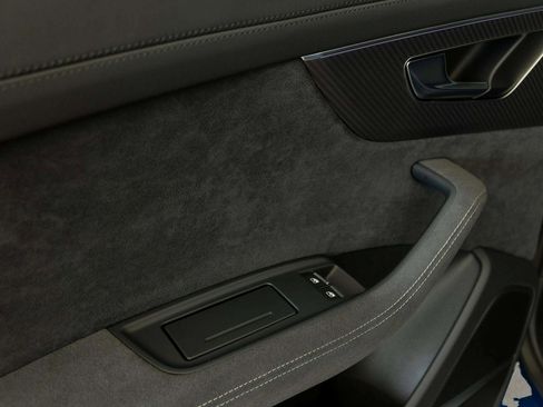 Used 2025 Audi RS Q8 performance image 20