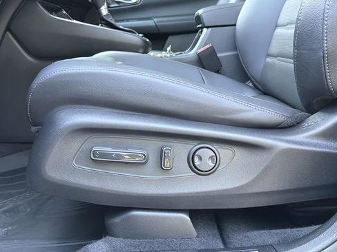 Used 2025 Honda CR-V EX-L image 22