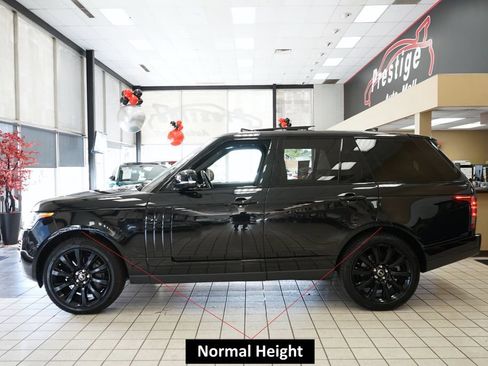 Used 2017 Land Rover Range Rover Supercharged AWD/4WD image 4