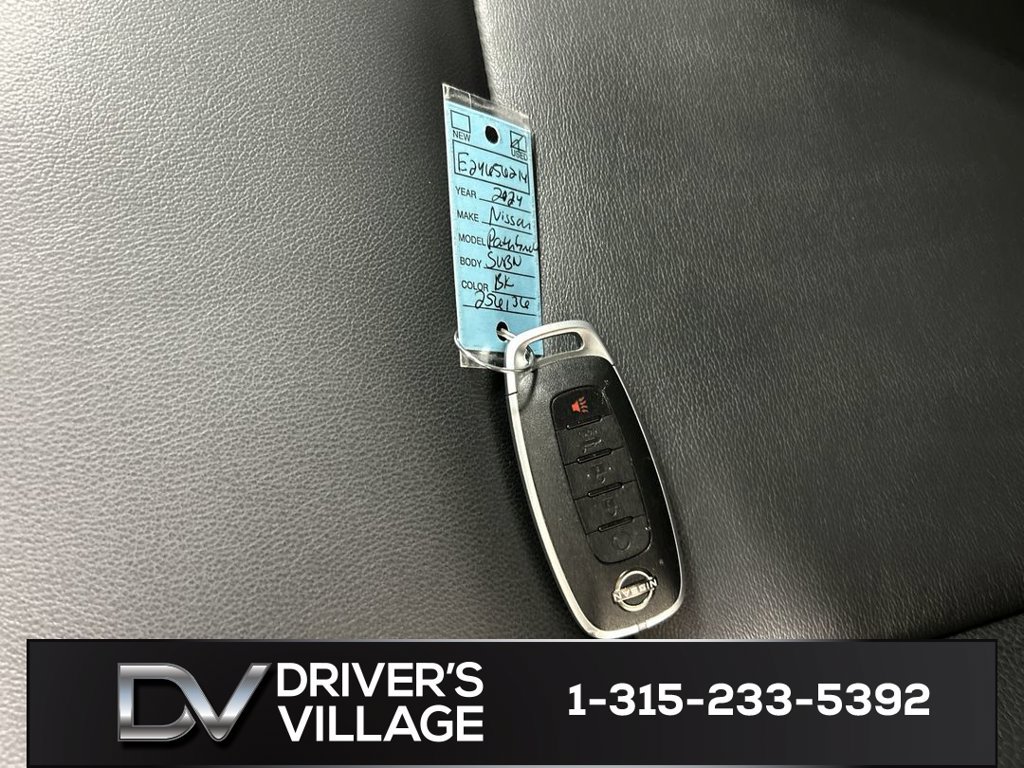 Used 2024 Nissan Pathfinder SL w/ SL Premium Package AWD/4WD image 12