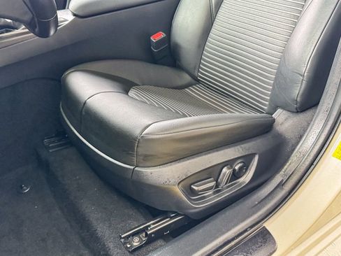 Used 2023 Toyota Camry SE image 17