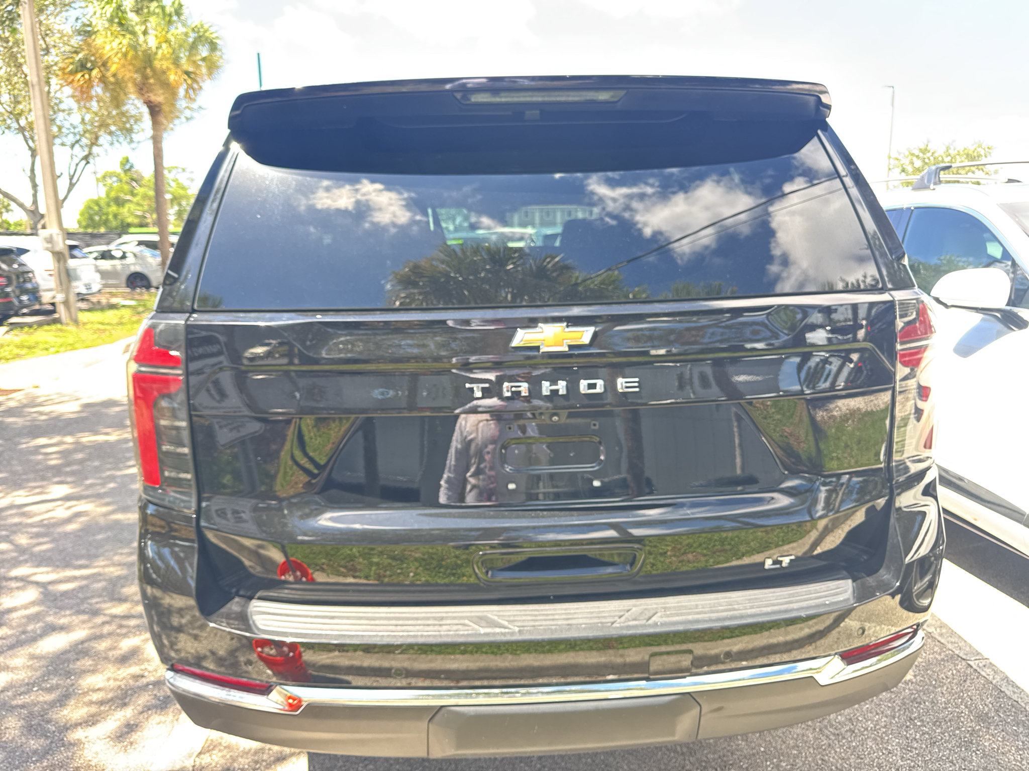 Used 2025 Chevrolet Tahoe LT RWD image 6