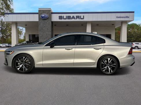 Used 2024 Volvo S60 B5 Core FWD image 3