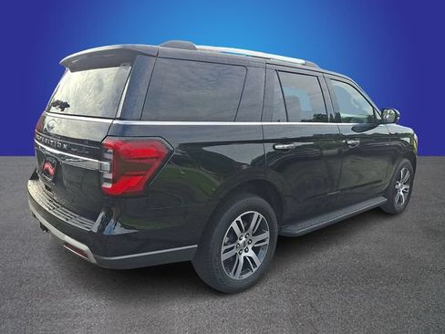 Used 2024 Ford Expedition Limited AWD/4WD image 4