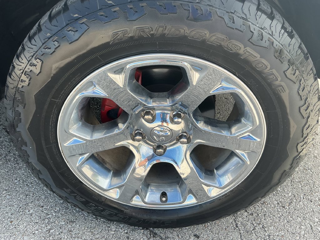 Used 2016 RAM 1500 Laramie AWD/4WD image 12
