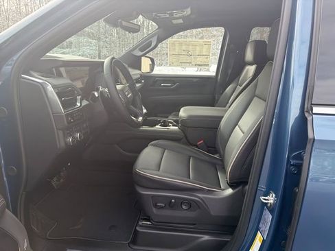 New 2026 GMC Yukon XL Elevation w/ Elevation Premium Package image 15