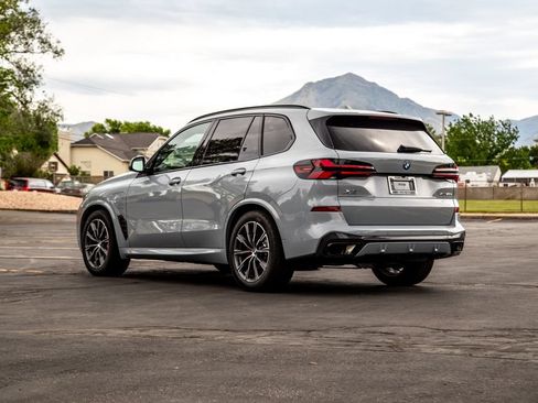 New 2026 BMW X5 xDrive50e w/ Executive Package AWD/4WD image 3