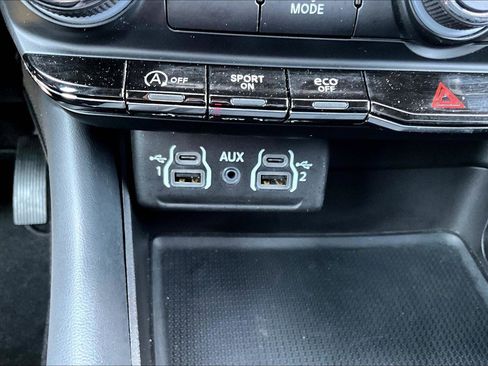 Used 2024 Dodge Durango SXT image 30