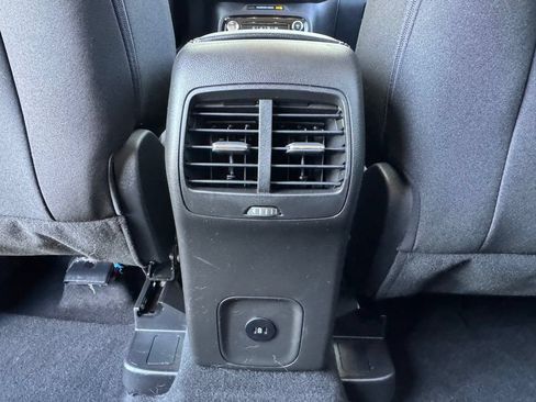 Used 2024 Ford Escape Active w/ Tech Pack #1 AWD/4WD image 30