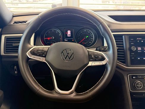 Used 2021 Volkswagen Atlas Cross Sport SE image 26