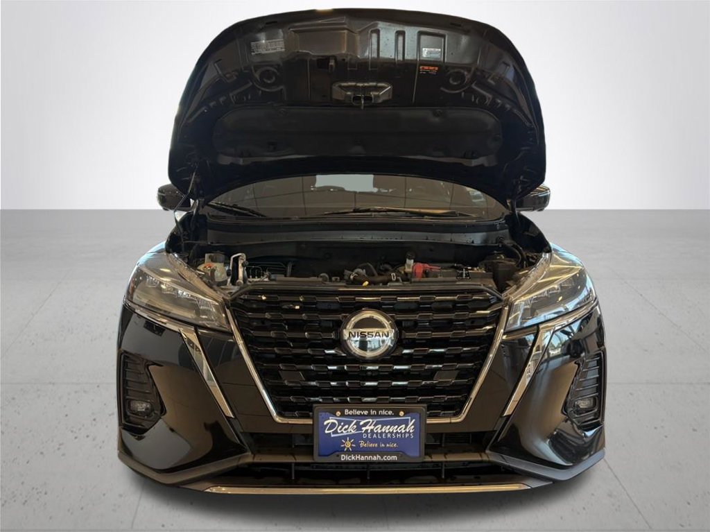Used 2021 Nissan Kicks SR FWD image 4