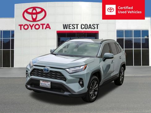 Certified 2023 Toyota RAV4 XLE Premium AWD/4WD image 1