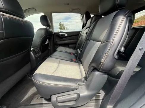 Used 2020 Nissan Pathfinder SV w/ Rock Creek Edition FWD image 12
