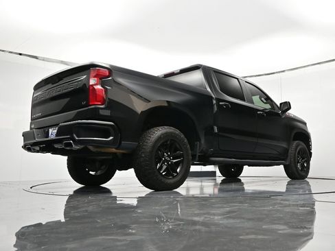 Used 2021 Chevrolet Silverado 1500 LT Trail Boss w/ Bed Protection Package image 38