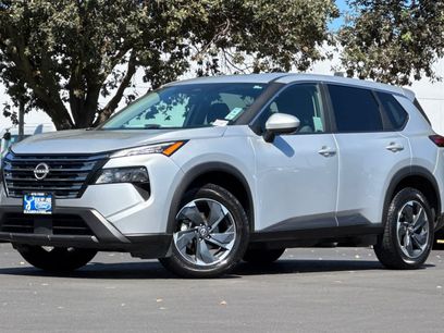 Used 2025 Nissan Rogue SV
