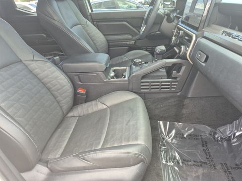 Certified 2024 Toyota Tacoma TRD Off-Road w/ TRD Off Road Premium Package AWD/4WD image 23