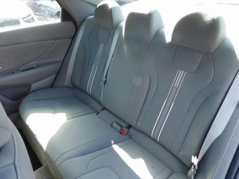 Certified 2024 Hyundai Elantra SEL FWD image 24