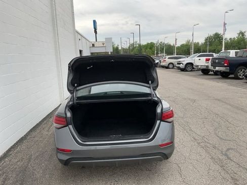 Used 2025 Nissan Sentra SV image 7