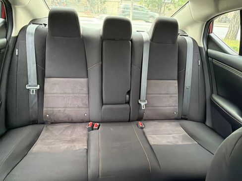 Used 2020 Nissan Sentra SR w/ Electronics Package FWD image 29