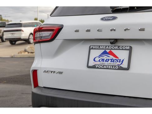 Used 2023 Ford Escape Active image 29