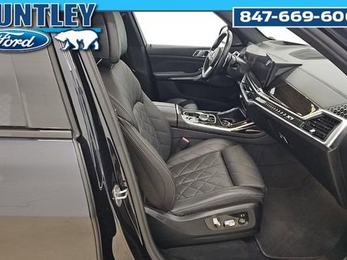 Used 2023 BMW X7 xDrive40i w/ M Sport Package AWD/4WD image 7