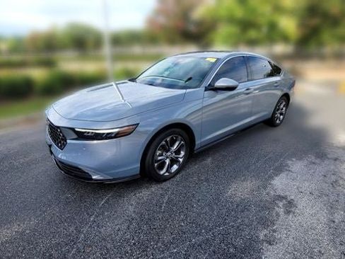 Used 2023 Honda Accord EX-L image 6