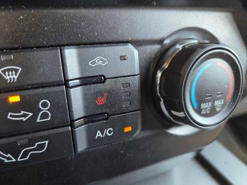 Used 2017 Ford F150 XLT w/ Equipment Group 302A Luxury image 39