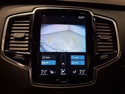 Used 2021 Volvo XC90 T6 Inscription w/ Climate Package image 14