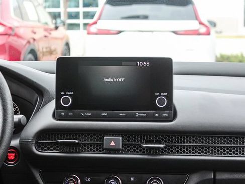 Used 2024 Honda HR-V LX image 19