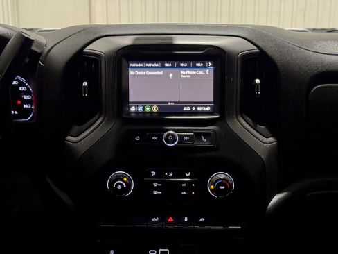Used 2022 Chevrolet Silverado 2500 W/T w/ WT Convenience Package AWD/4WD image 21