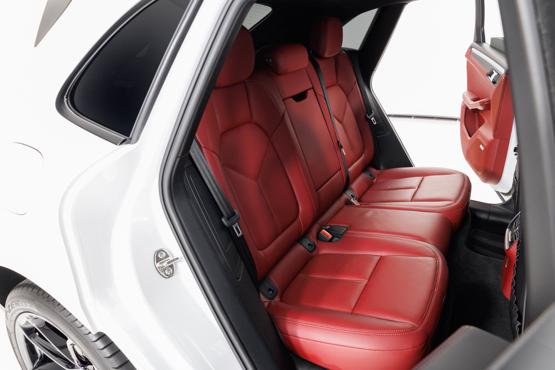 Used 2022 Porsche Macan GTS AWD/4WD image 50