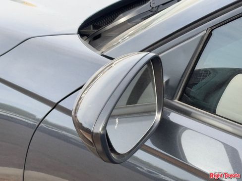 Used 2025 Honda Accord SE image 9