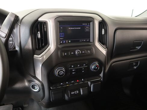 Used 2023 Chevrolet Silverado 1500 Custom image 5