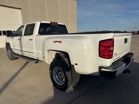 Used 2019 Chevrolet Silverado 3500 LTZ w/ Duramax Plus Package image 10
