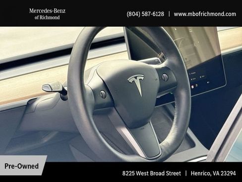 Used 2023 Tesla Model 3 Performance image 4