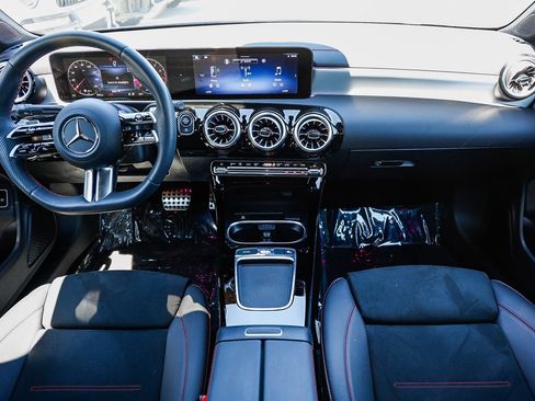 Certified 2026 Mercedes-Benz CLA 250 image 10