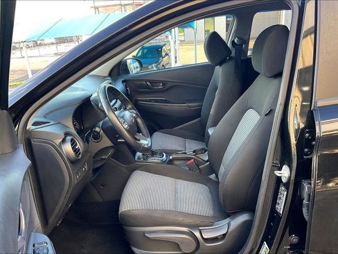 Used 2019 Hyundai Kona SEL image 24