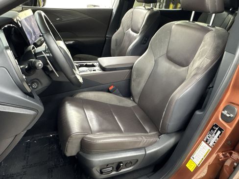 Used 2025 Lexus RX 450h AWD w/ Convenience Package image 14