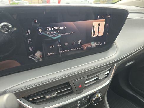 Used 2024 Buick Encore GX Preferred FWD image 30