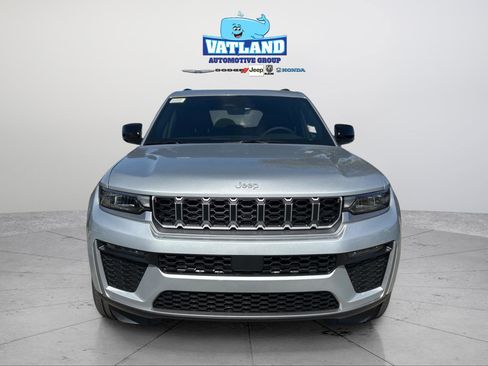 New 2026 Jeep Grand Cherokee Limited image 7