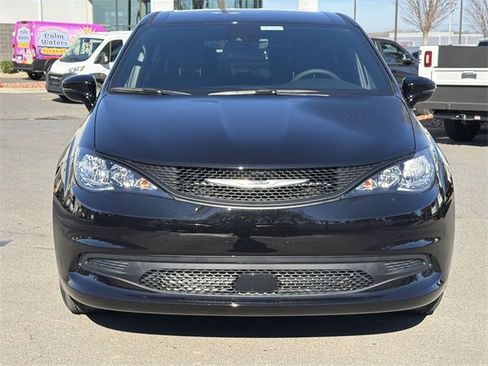 New 2026 Chrysler Voyager LX image 14