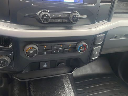 Used 2023 Ford F150 XL w/ XL Chrome Appearance Package AWD/4WD image 22