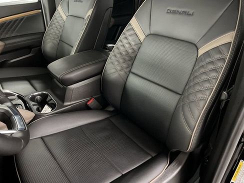 Certified 2024 GMC Canyon Denali AWD/4WD image 20