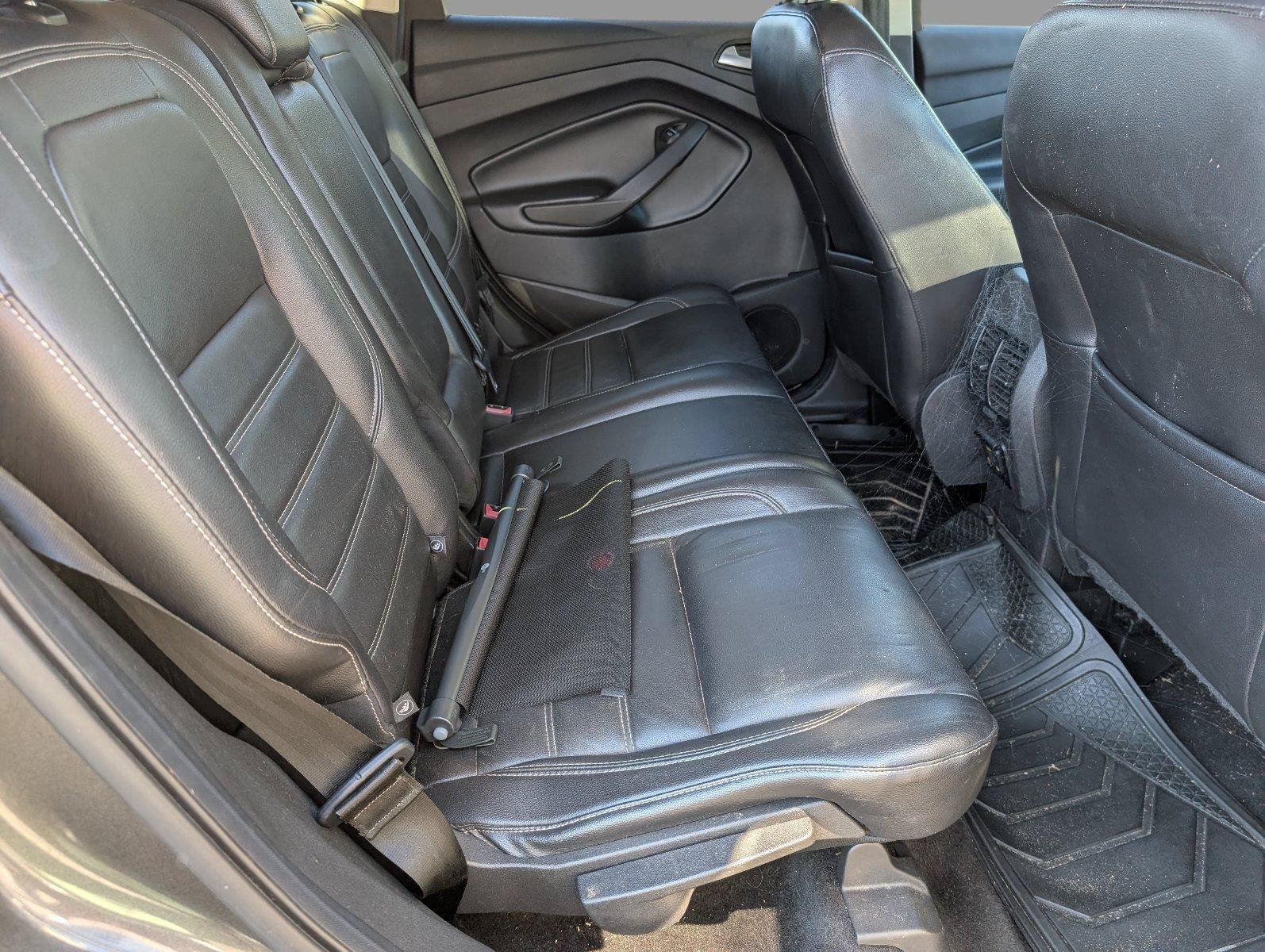 Used 2017 Ford Escape Titanium AWD/4WD image 38