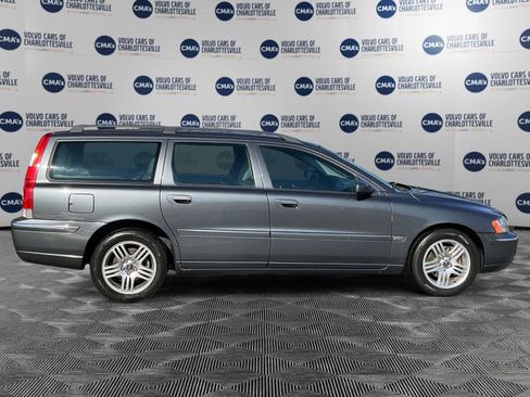 Used 2006 Volvo V70 2.5T image 6