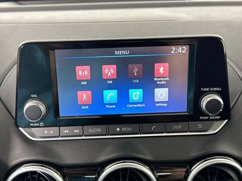 Used 2025 Nissan Sentra S FWD image 11