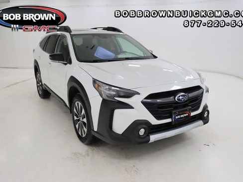Used 2024 Subaru Outback Limited XT image 1