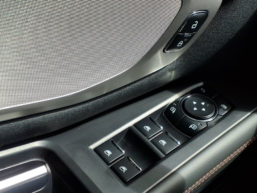 Used 2025 Ford Expedition Active RWD image 43
